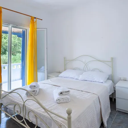 Hillside Hideaway Дом отдыха