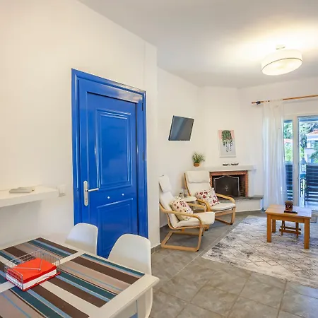 Дом отдыха Hillside Hideaway