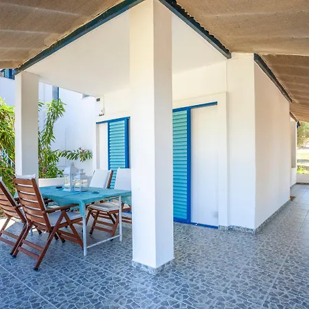 Hillside Hideaway Дом отдыха