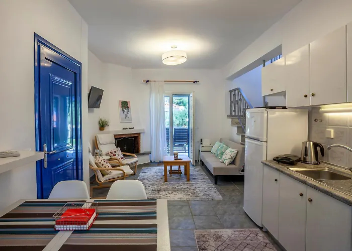 Hillside Hideaway Case de vacanță *